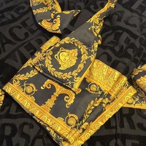 Versace robe black. Brand new w box